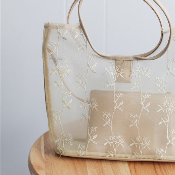Lacey Floral Purse - Picture 2 of 4